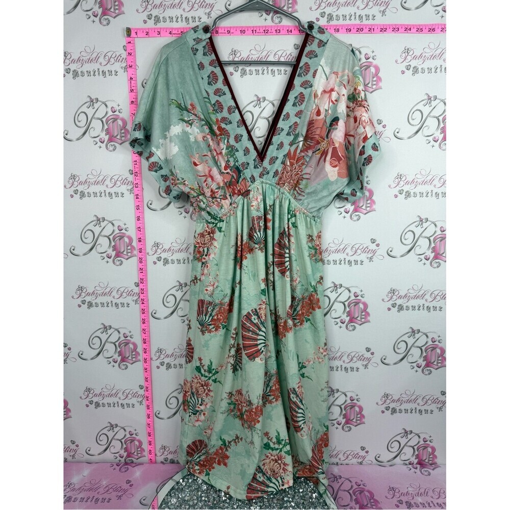 Smash dress Mint Floral V-Neck Midi Dress with fan print